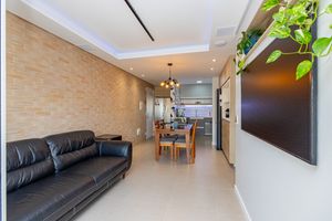 Image 9 - 925494