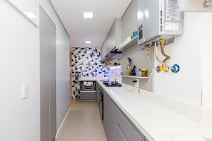 Image 19 - 925494