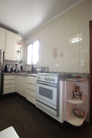 Image 30 - 925496