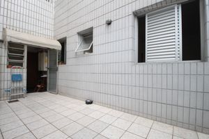 Image 35 - 925496
