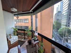 Image 17 - 925497