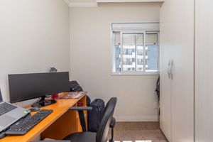 Image 18 - 925507