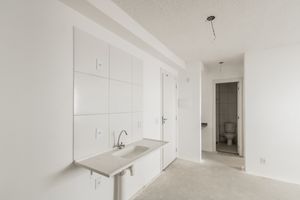 Image 17 - 925510