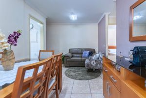 Image 7 - 925512