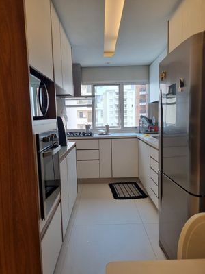 Image 19 - 925516
