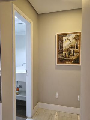 Image 20 - 925516