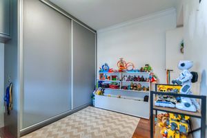 Image 21 - 925519