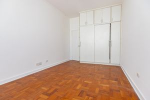 Image 32 - 925520