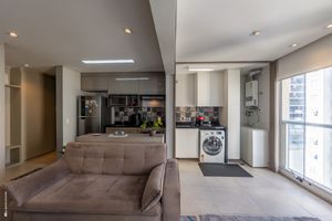Image 8 - 925523