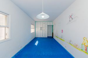 Image 21 - 925524