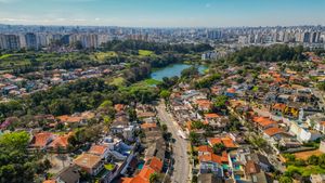Image 33 - 925524