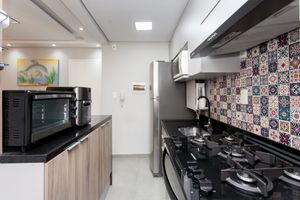 Image 21 - 925527