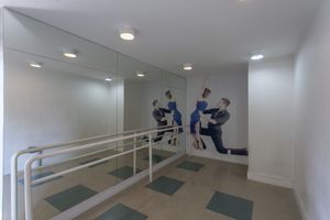 Image 34 - 925527
