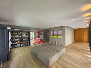 Image 14 - 925528