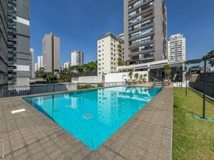 Image 41 - 925528