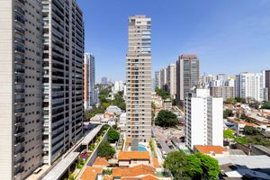 Image 31 - 925530