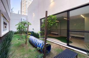 Image 73 - 925530