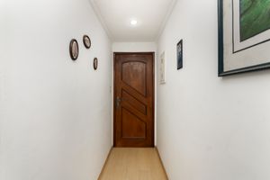 Image 3 - 925539