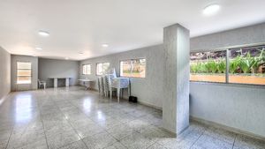 Image 23 - 925539