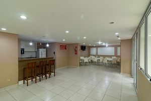 Image 50 - 925540
