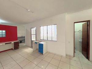 Image 40 - 925548