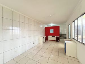 Image 39 - 925548
