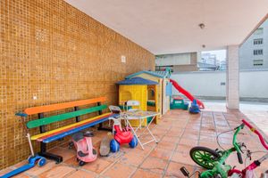 Image 45 - 925550