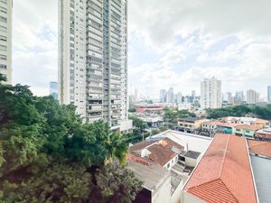 Image 23 - 925551