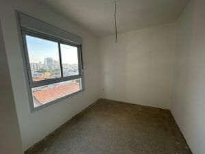Image 18 - 925555