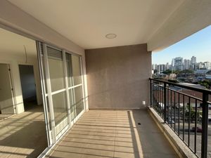 Image 11 - 925555