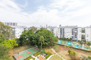 Image 6 - 925557