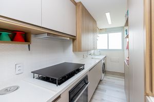Image 18 - 925557