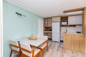 Image 13 - 925557