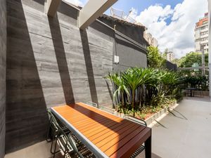 Image 9 - 925559
