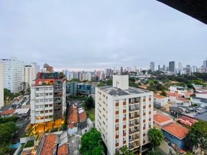 Image 11 - 925559