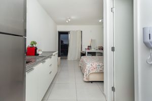 Image 15 - 925559