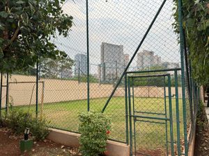 Image 29 - 925562