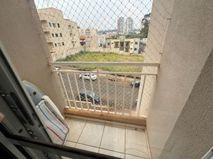 Image 19 - 925562