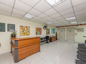 Image 13 - 925563