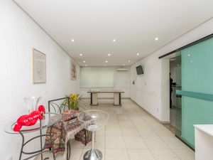 Image 34 - 925563
