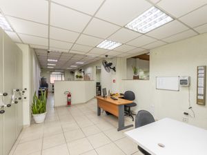 Image 42 - 925563