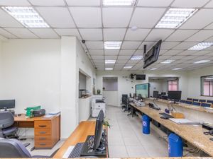 Image 32 - 925563
