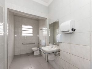 Image 19 - 925563