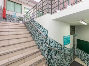Image 43 - 925563