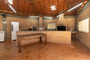 Image 39 - 925569