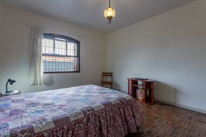 Image 32 - 925574