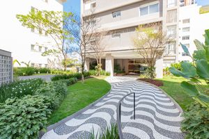 Image 43 - 925576