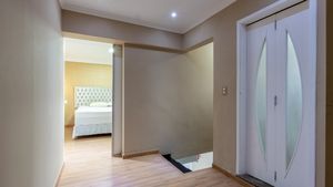 Image 32 - 925577