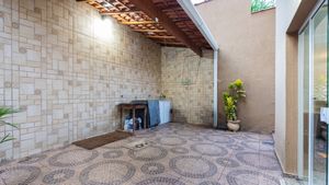Image 43 - 925577