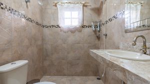 Image 34 - 925577